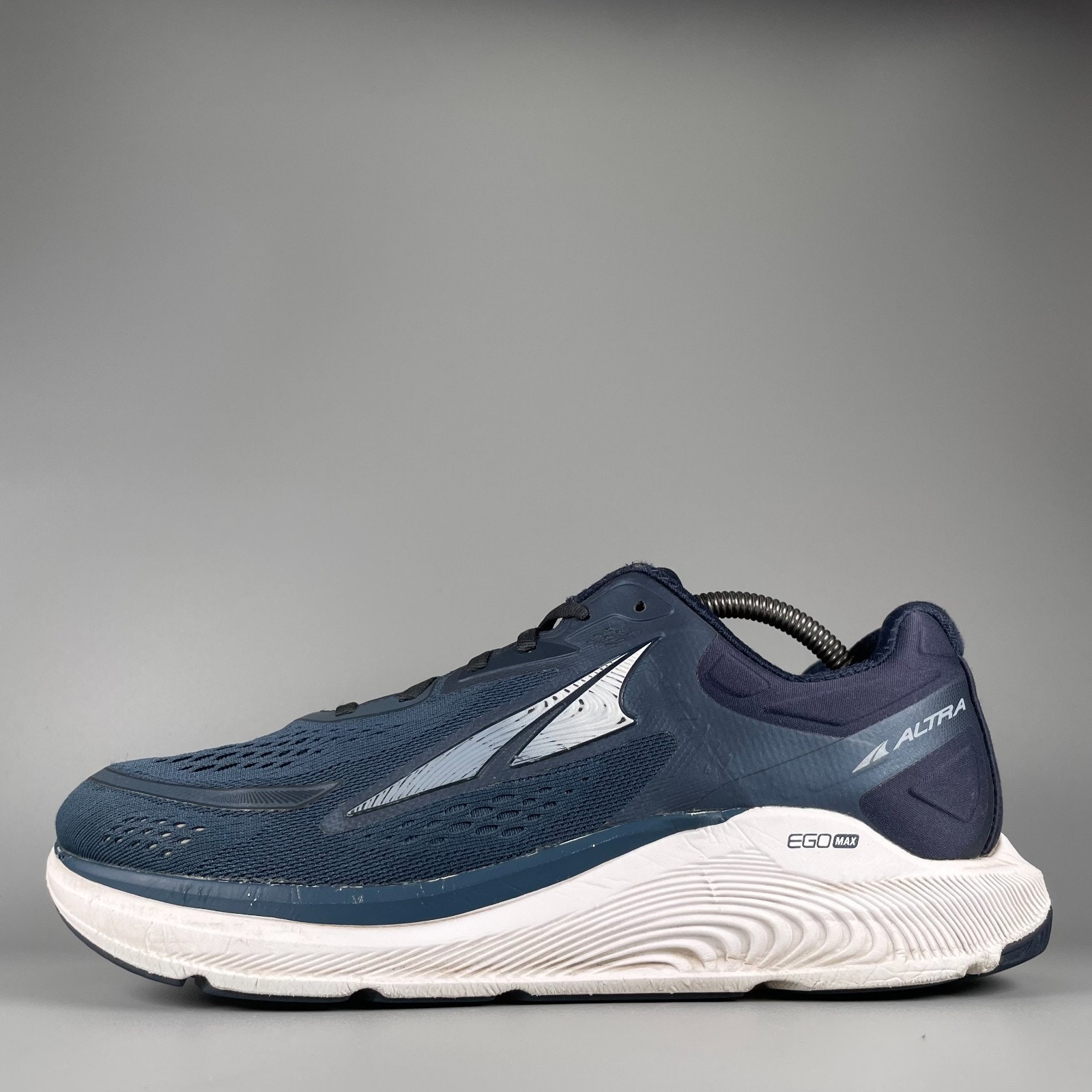 Altra Paradigm 6 Men's Size 10.5 Navy Blue White Athletic Running Shoes Sneakers